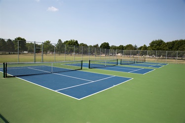 Laurel Oak Park Tennis Court