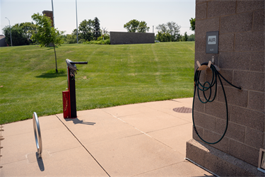 Elmen Park Trailhead Bike Station
