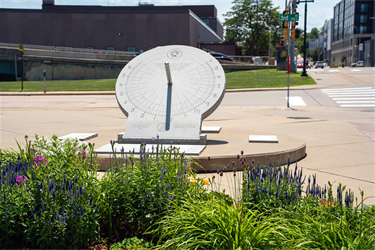 Fawick-Sundial.png