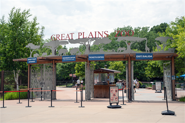 Sherman-Great-Plains-Zoo.png