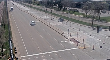 An image of lane closure barriers on Russell Avenue
