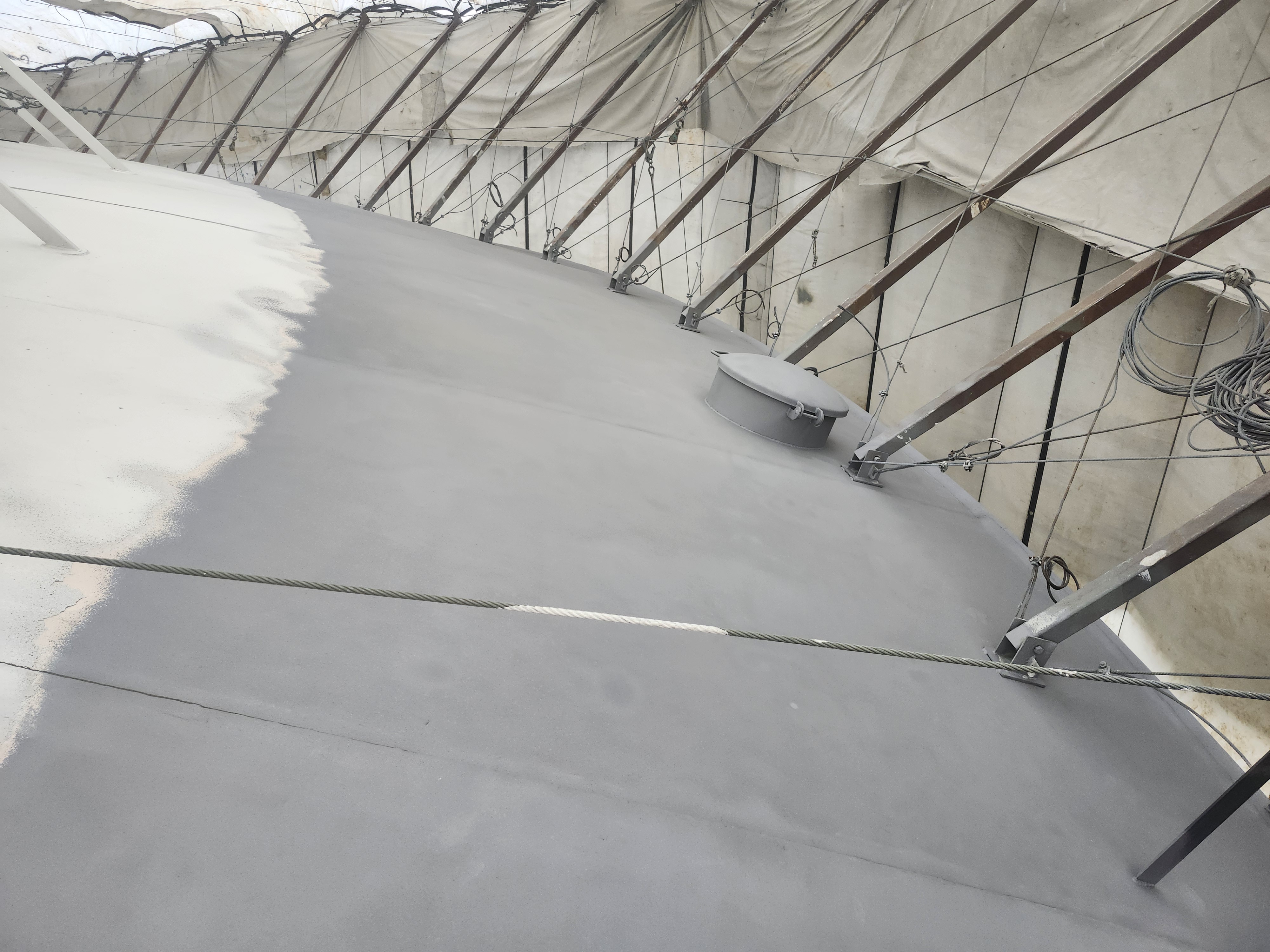 Exterior watertower sandblasting