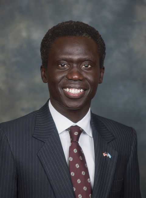 Zak Okuwe